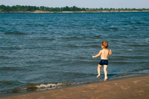 Температура води у Дніпрі в серпні 2026: прогноз гідрологів