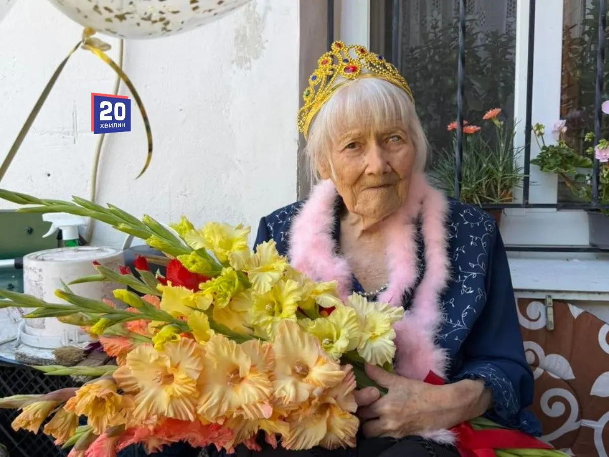 100 років — і в строю: історія вінничанки, яка досі робить зарядку та доглядає за квітами