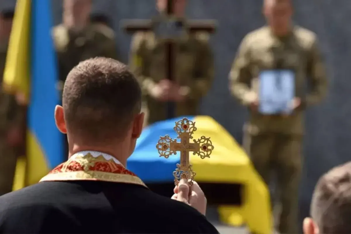 День пам’яті захисників України: історія, символіка та ритуали вшанування