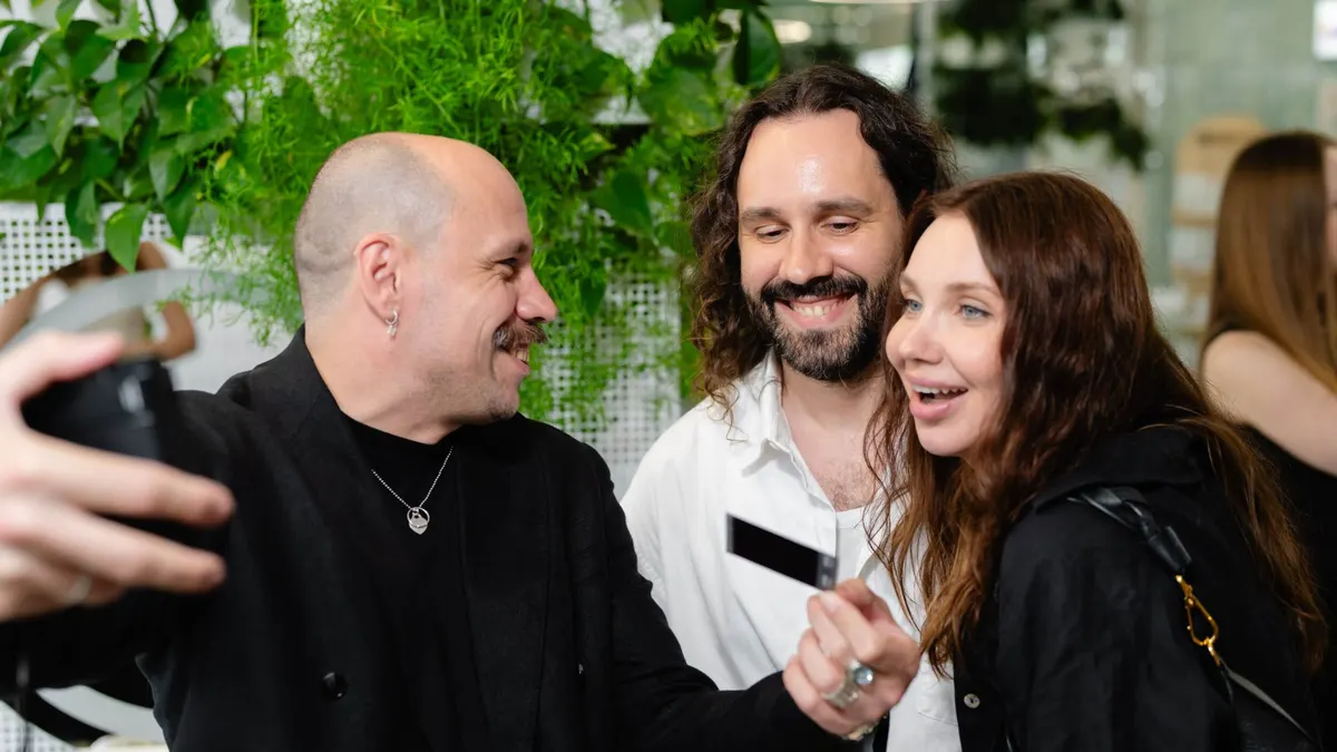 Head Up у Києві: як L'Oréal Professionnel подбав про ментальне здоров'я beauty-майстрів
