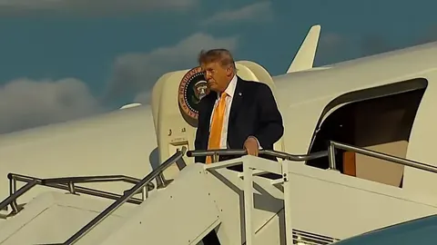 «Темна епоха»: Трамп здивував новим відтінком волосся